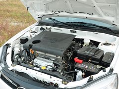 东南汽车  1.5L 手动 发动机主体特写
