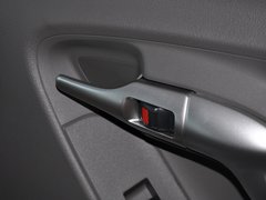 逸致 2014款 180E CVT 星耀 精英多功能版 7座