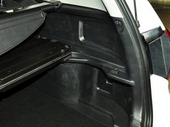 哈弗H6 2013款 升级版 2.4L 自动 两驱 尊贵型 5座