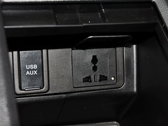 哈弗H6 2013款 升级版 2.4L 自动 两驱 精英型 5座