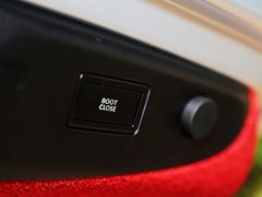 飞驰 2013款 6.0T 自动 W12 豪华版