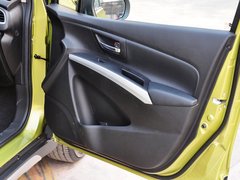 锋驭 2014款 1.6L CVT 精英型 5座