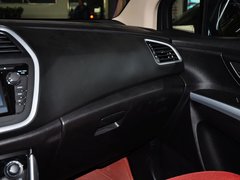 锋驭 2014款 1.6L CVT 精英型 5座
