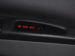 菱智 2014款 M5 Q7 2.0L 手动 长轴舒适型 7座