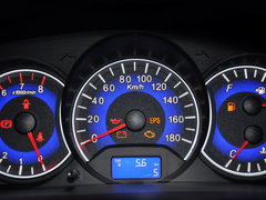 昌河北斗星X5 2013款 1.4L 手动 豪华版