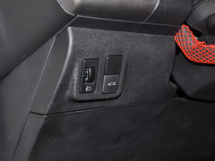 标致301 2014款 1.6L 手动 豪华版