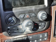 RAM Trucks霸王龙 2014款 5.7L 长角版