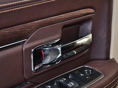 RAM Trucks霸王龙 2014款 5.7L 长角版