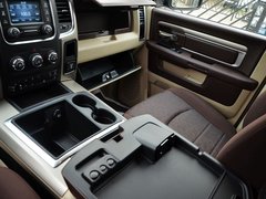 RAM Trucks霸王龙 2014款 5.7L 户外版