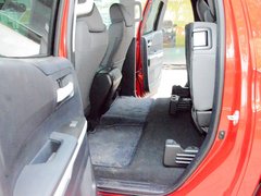 坦途 2014款 5.7L SR5 TRD版