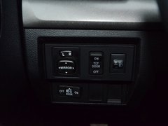 坦途 2014款 5.7L SR5 TRD版