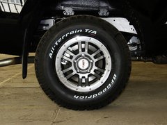 坦途 2014款 5.7L SR5 TRD版
