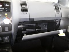 坦途 2014款 5.7L SR5 TRD版