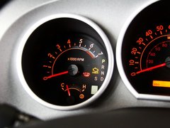 坦途 2014款 5.7L SR5 TRD版