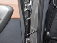 福瑞迪 2014款 1.6L 自动 Premium Special