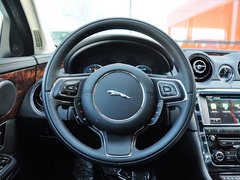 捷豹  XJL 3.0 SC 方向盘整体
