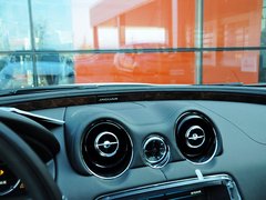 捷豹XJ 2014款 XJL 3.0 SC 两驱全景商务版