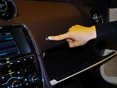 捷豹XJ 2014款 XJL 3.0 SC 四驱全景商务版