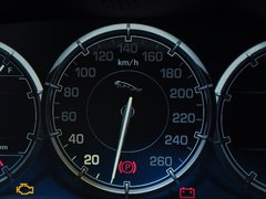 捷豹XJ 2014款 XJL 3.0 SC 四驱全景商务版