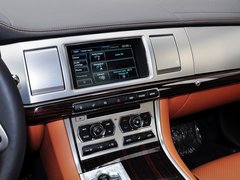 捷豹XF 2014款 XF 2.0T 奢华版