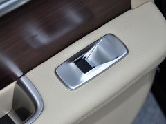 捷豹XF 2014款 XF 2.0T 风华版