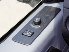 福特F650 2011款 F650 基本型