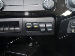 福特F650 2011款 F650 基本型