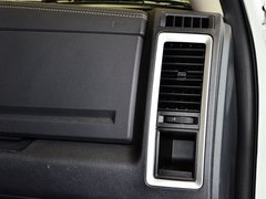RAM Trucks霸王龙 2014款 Ram1500 5.7L R/T 改装两门版