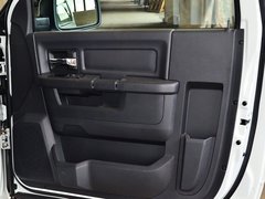 RAM Trucks霸王龙 2014款 Ram1500 5.7L R/T 改装两门版