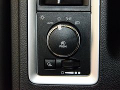RAM Trucks霸王龙 2014款 Ram1500 5.7L R/T 改装两门版