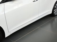 名图 2014款 1.8L 自动 尊贵型