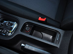MG5 2014款 1.5T 自动 豪华版