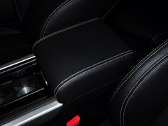 揽胜极光（进口） 2014款 2.0T 5门 耀动版 5座