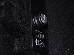 揽胜极光（进口） 2014款 2.0T 5门 耀动版 5座