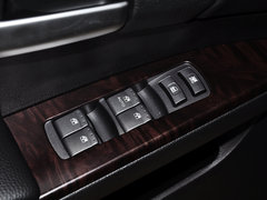 荣威W5 2014款 1.8T 2WD 胜域特装版