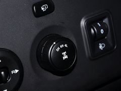 荣威W5 2014款 1.8T 4WD 豪域特装版