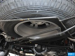 荣威W5 2014款 1.8T 4WD 豪域特装版