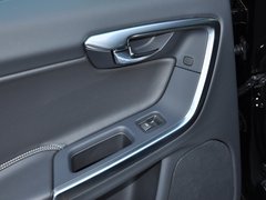 沃尔沃V60 2014款 2.0T T5 个性运动版