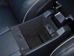 沃尔沃V60 2014款 2.0T T5 个性运动版