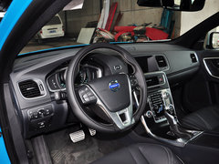 沃尔沃V60 2014款 3.0T T6 AWD 个性运动版