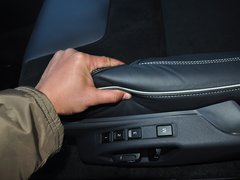 沃尔沃XC60(进口) 2014款 T5 2.0T DCT 个性运动版