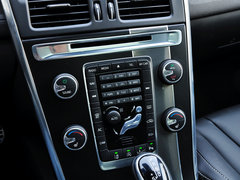 沃尔沃XC60(进口) 2014款 改款T5 2.0T 个性运动版