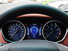玛莎拉蒂  3.0T 自动 方向盘后方仪表盘
