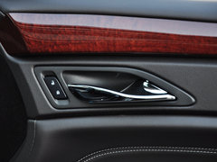 凯迪拉克SRX 2014款 3.0L 豪华型 5座