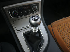众泰T600 2014款 1.5T 手动 精英型 5座