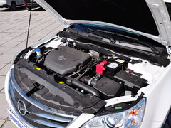 海马M8 2014款 2.0L 自动 豪华型