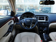 海马M8 2014款 2.0L 自动 豪华型