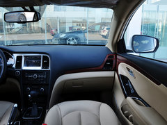 海马M8 2014款 2.0L 自动 豪华型