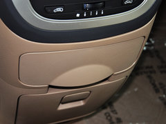 别克GL8 2014款 2.4L 自动 行政版 7座