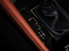 雷克萨斯GS 2014款 300h 2.5L CVT 豪华版